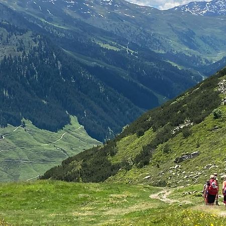 Royal Swan Appartement, Tirol Fugen Bagian luar foto
