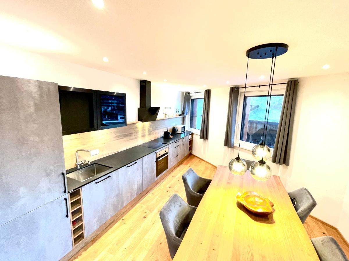Royal Swan Appartement, Tirol Fugen Bagian luar foto