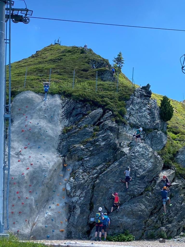 Royal Swan Appartement, Tirol Fugen Bagian luar foto